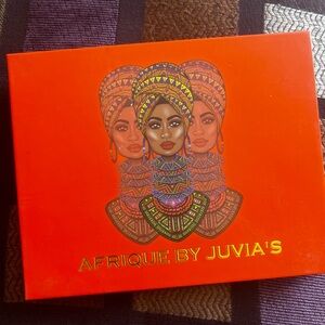 Afrique Eyeshadow Palette - Vibrant Colors